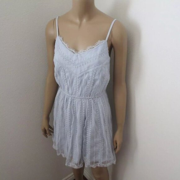 NWT Abercrombie Womens Embroidered Mesh Lace Dress Size XS Light Blue - Picture 3 of 6
